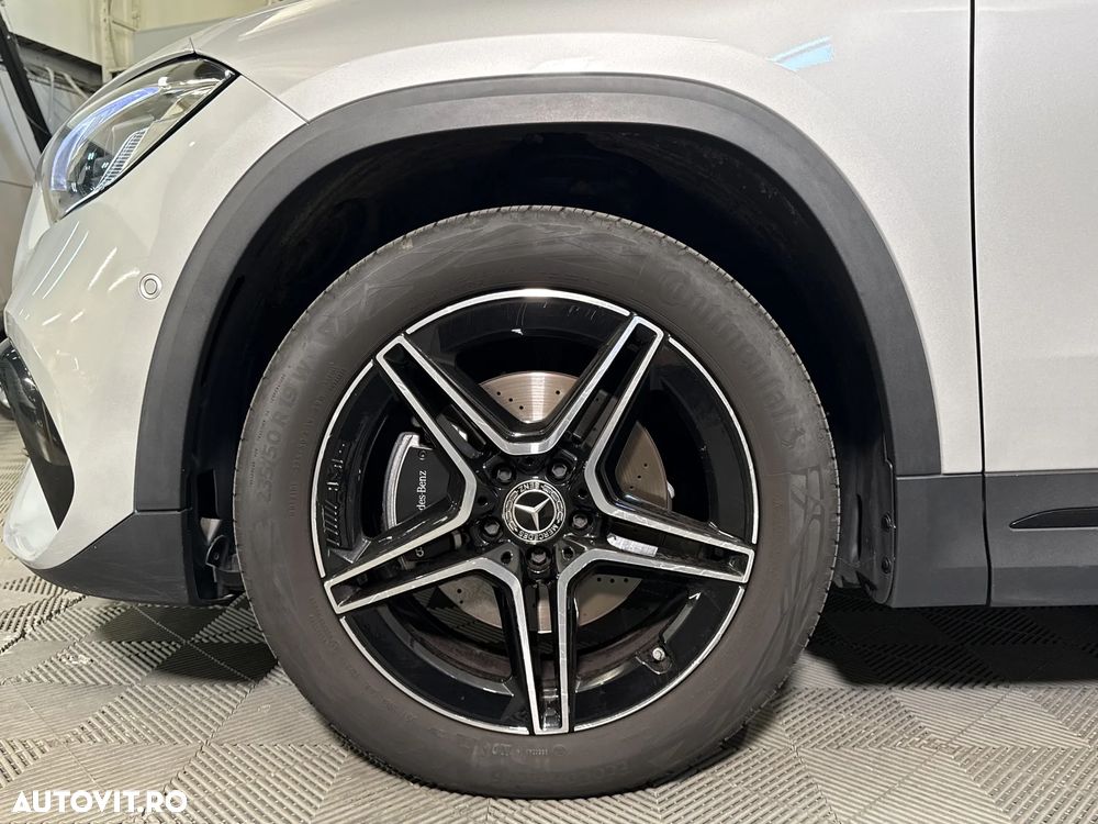 Mercedes-Benz GLA 250 e - 14