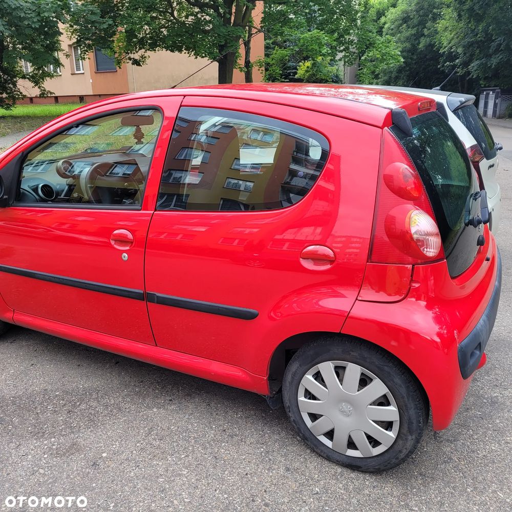 Peugeot 107 1.0 Trendy 2-Tronic - 4