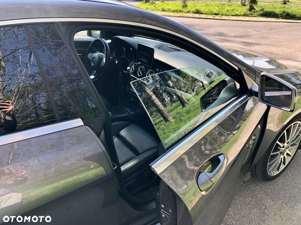 Mercedes-Benz CLA 200 d 7G-DCT UrbanStyle Edition - 13