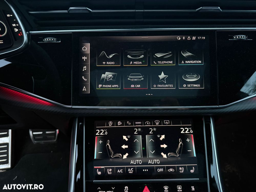 Audi RS Q8 TFSI quattro tiptronic - 11