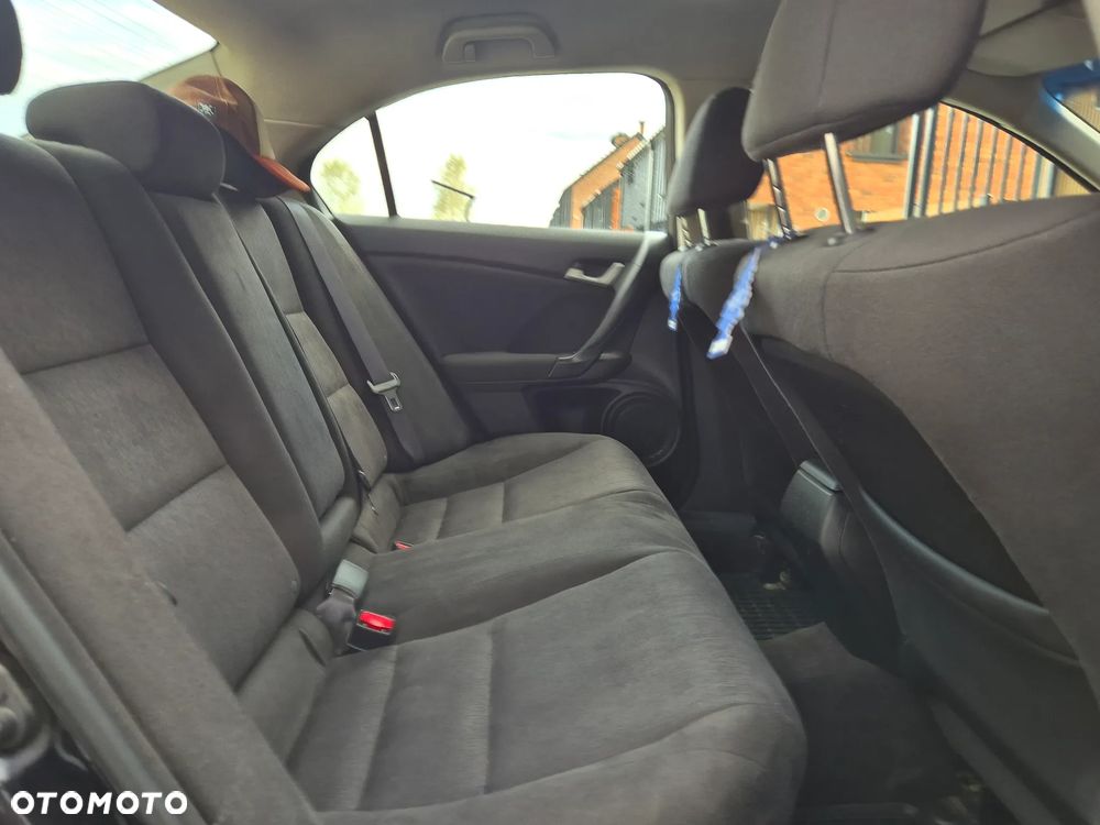 Honda Accord 2.0 Executive - 8