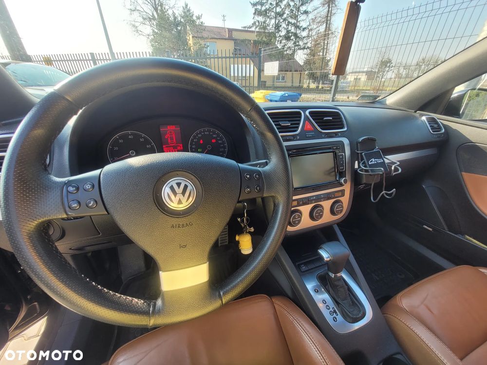 Volkswagen Eos - 12