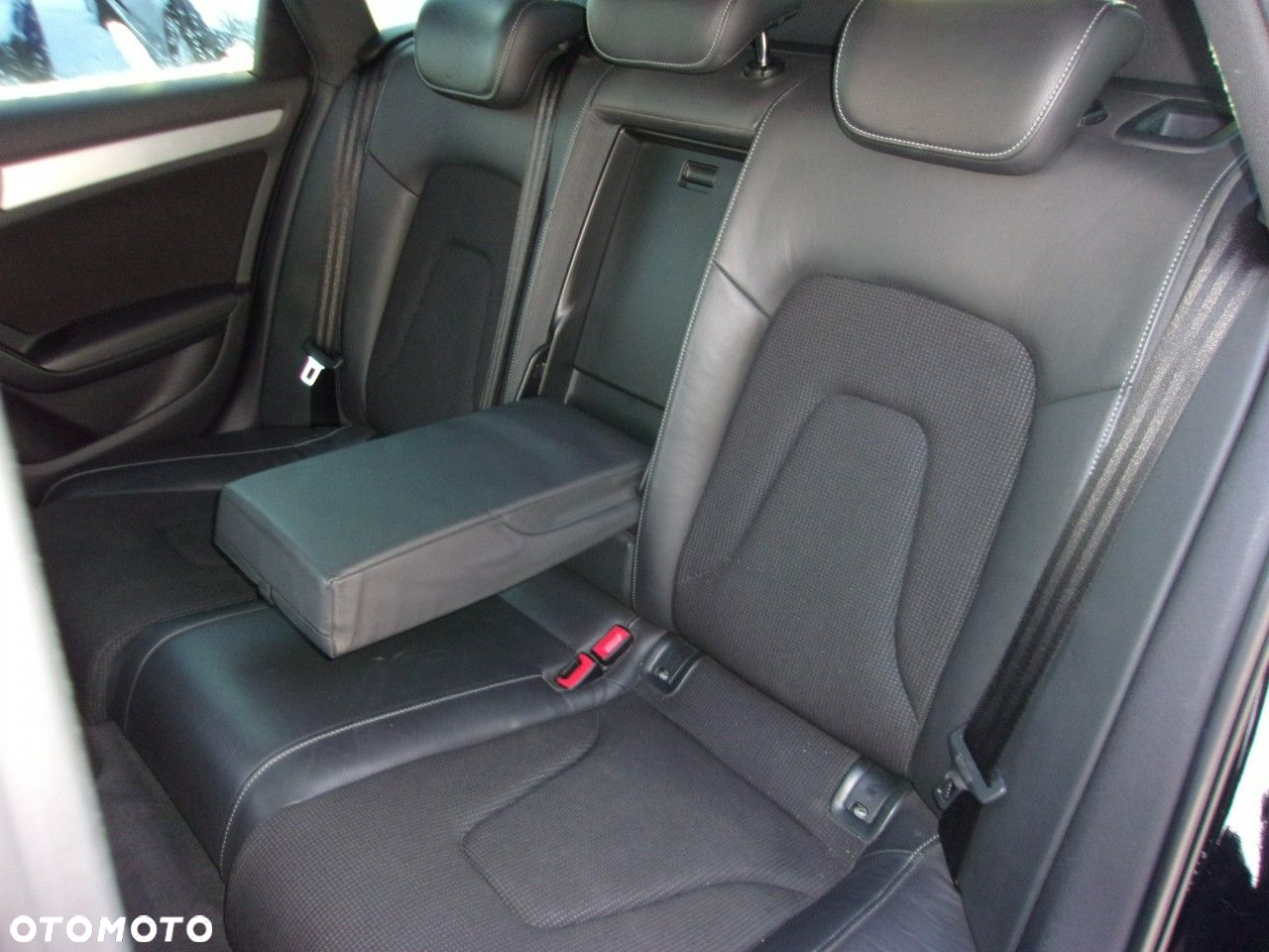 Audi A4 Avant 2.0 TDI DPF S line Sportpaket - 31