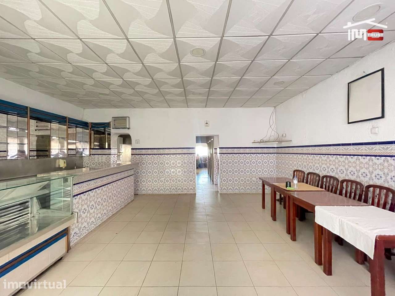 Snack Bar Equipado com Recheio e Equipamentos Incluídos  Sarilhos ... - Grande imagem: 2/40
