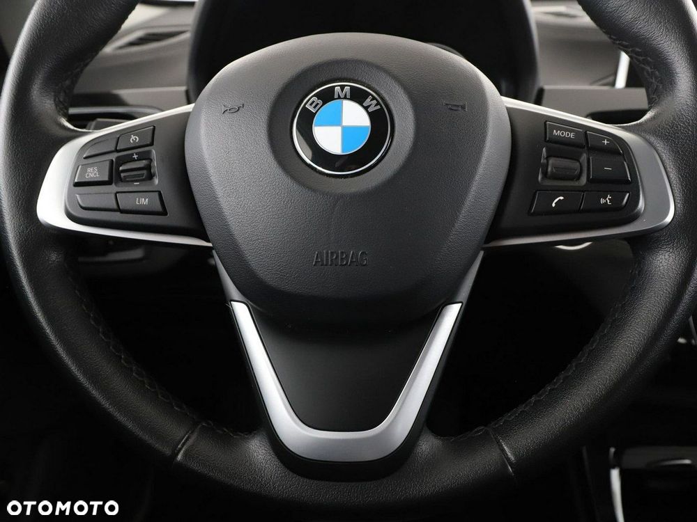 BMW X1 sDrive20d xLine - 22