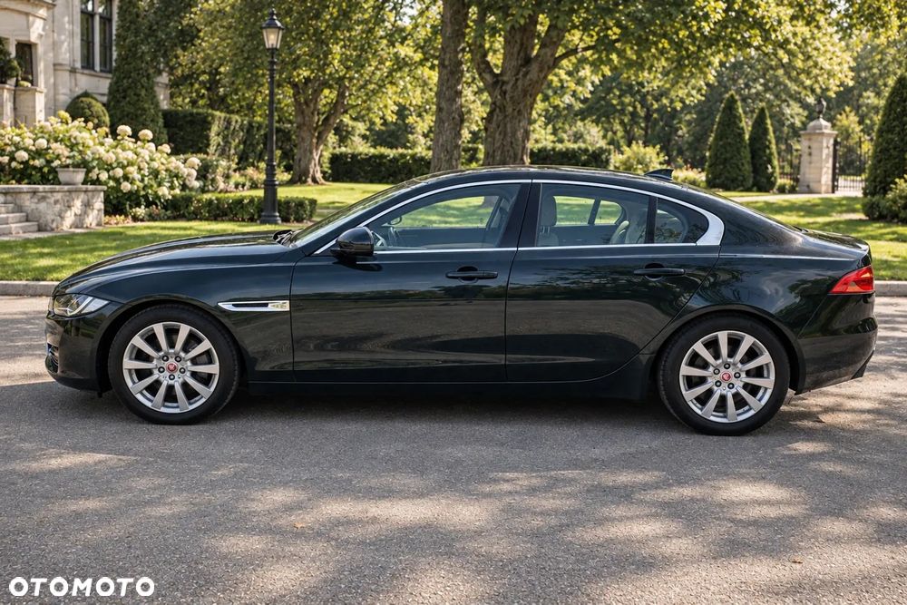 Jaguar XE 20d R-Sport Ingenium Edition - 8