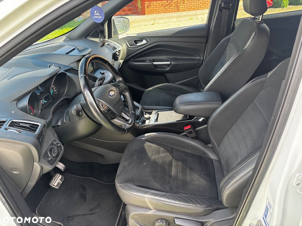 Ford Kuga 2.0 TDCi AWD ST-Line - 13