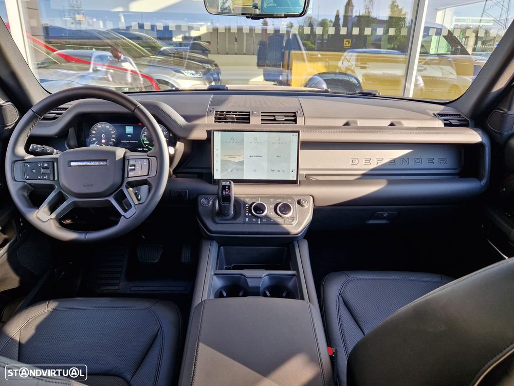 Land Rover Defender 2.0 P300e 110 AWD X-Dynamic SE - 2