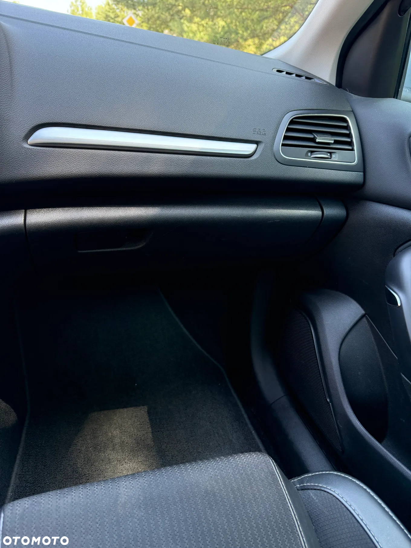 Renault Megane 1.5 Blue dCi Techno EDC - 24