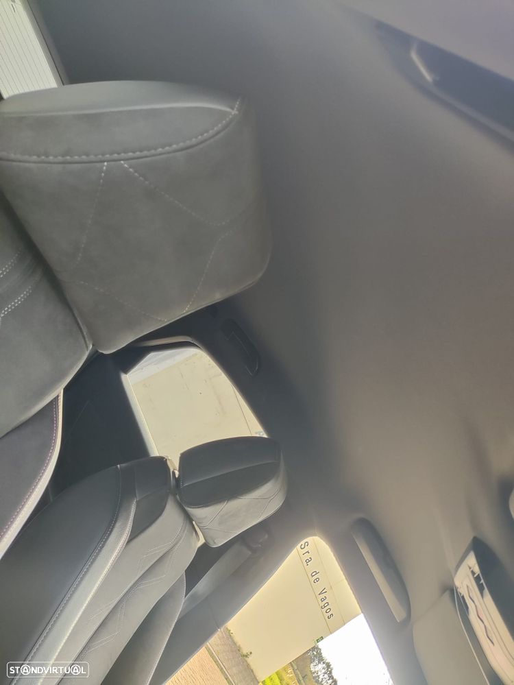 DS DS7 Crossback E-Tense Performance Line EAT8 - 31