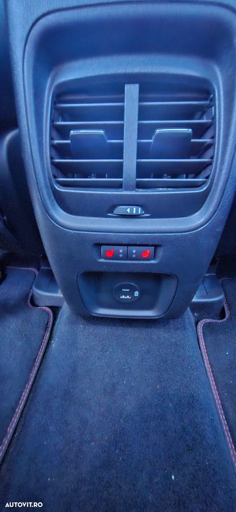 Ford Kuga 2.5 Duratec PHEV ST-LINE - 21
