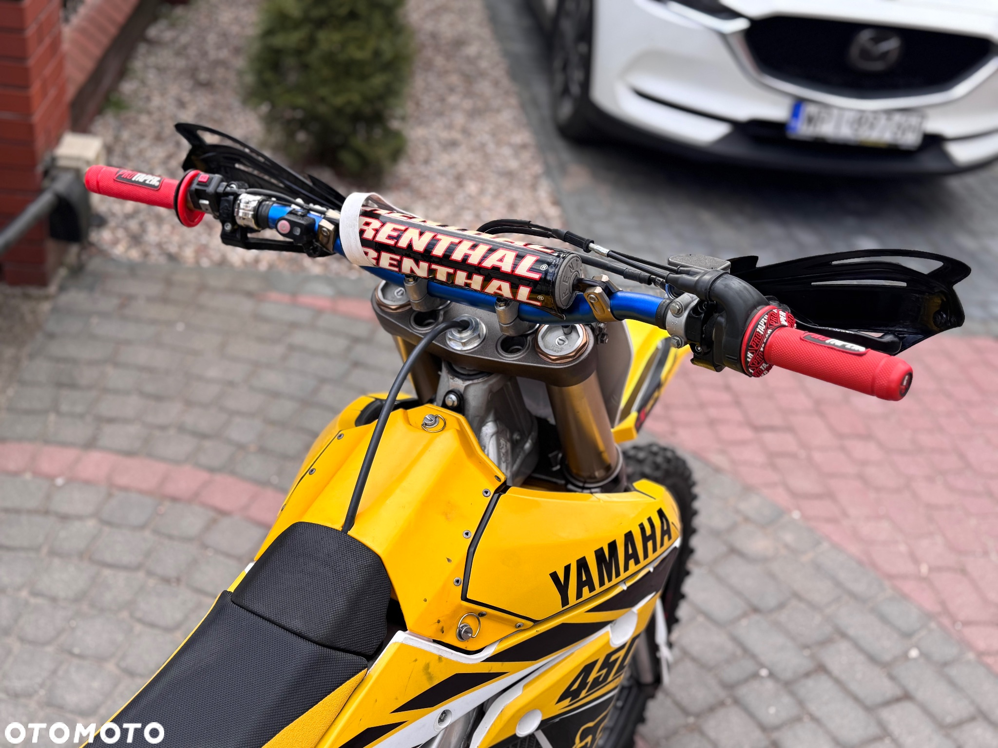 Yamaha YZF - 14