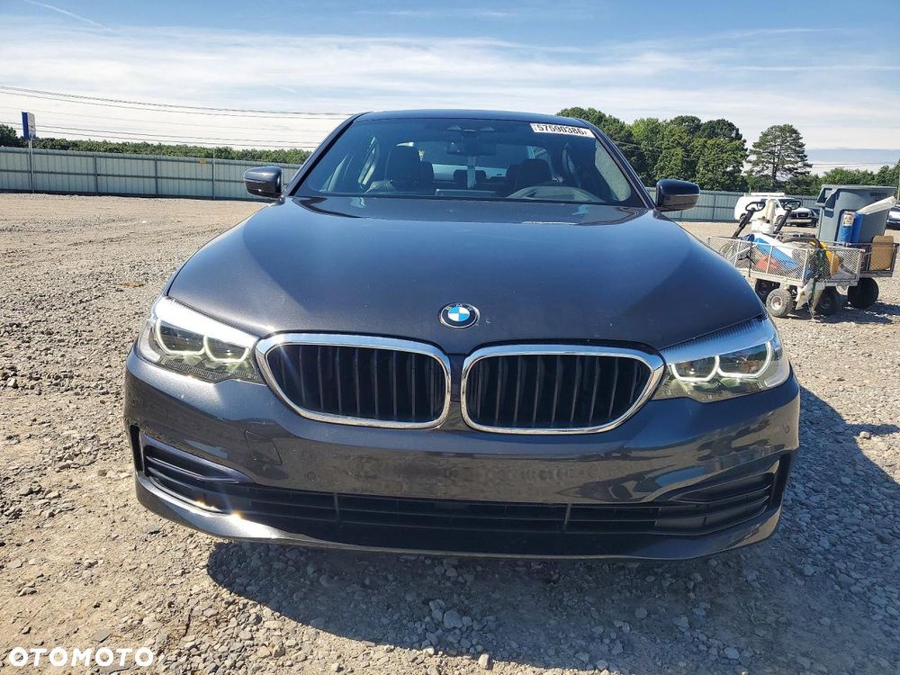 BMW Seria 5 530i xDrive Luxury Line - 5