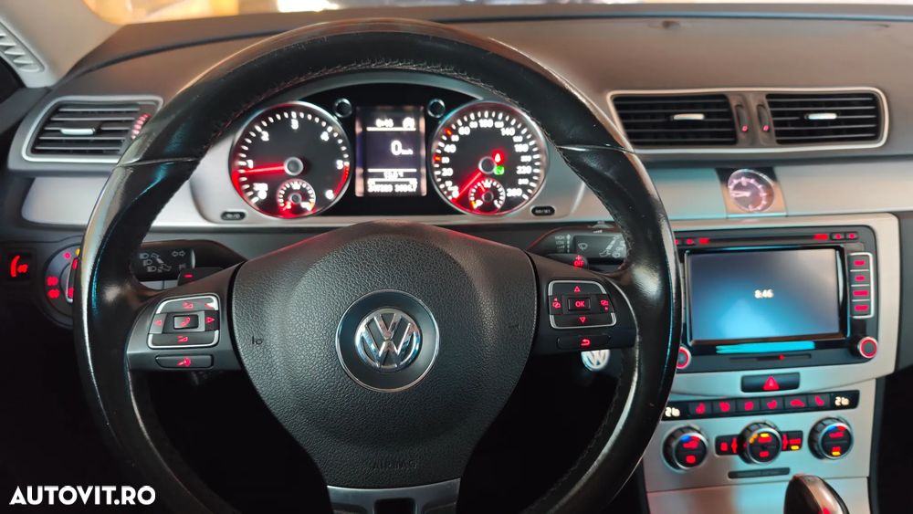 Volkswagen Passat Variant 2.0 TDI 4Motion DSG BlueMotion Tech Exclusive - 16