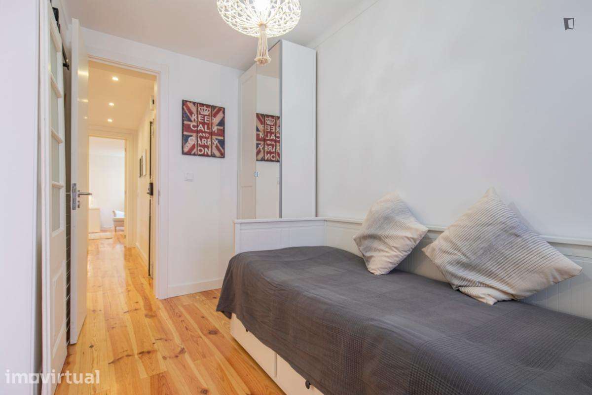 Apartamento com 2 quartos - localizado em São Bento Lisbon - Grande imagem: 2/40