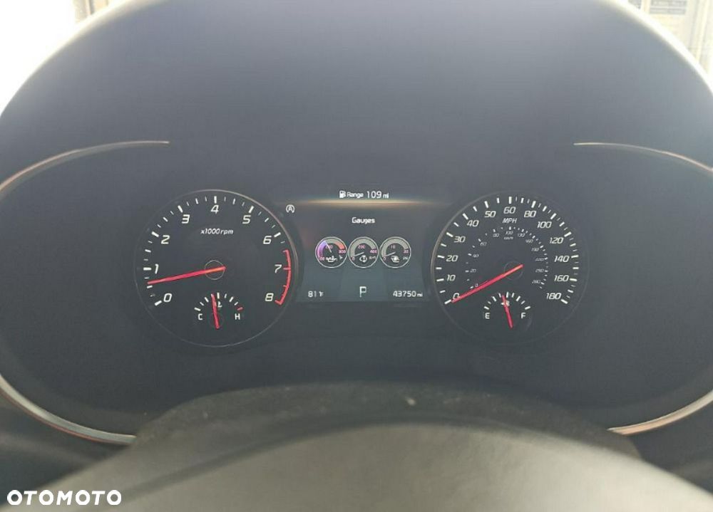 Kia Stinger 3.3 T-GDI V6 GT AWD - 9