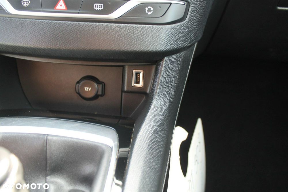 Peugeot 308 - 17