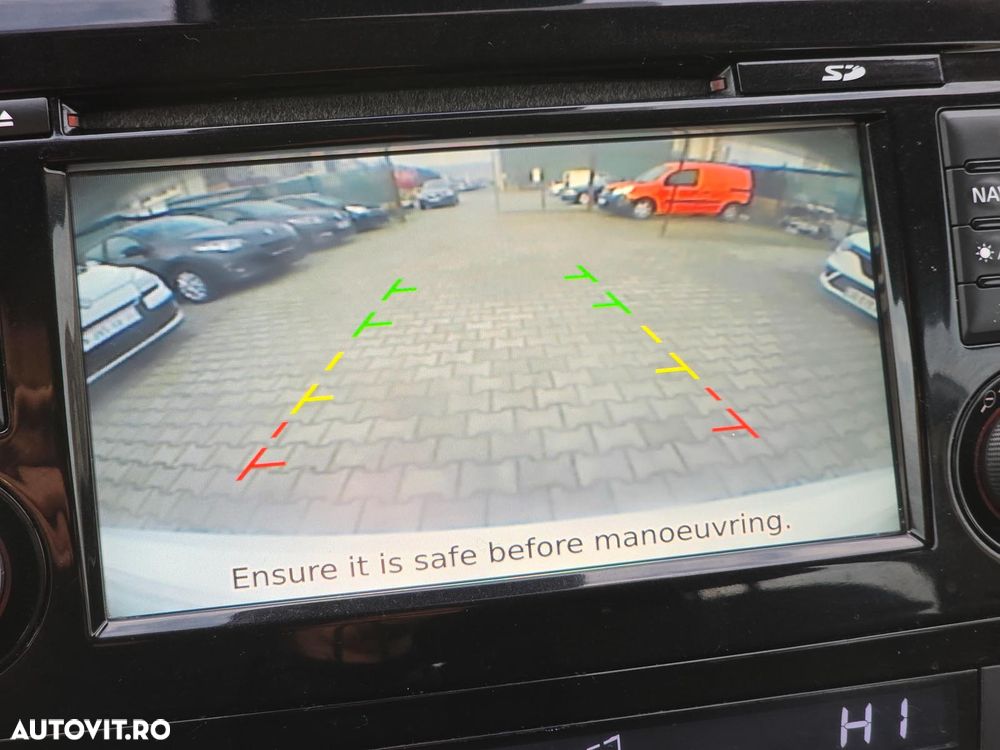 Nissan Qashqai 1.5 DCI N-Connecta - 20