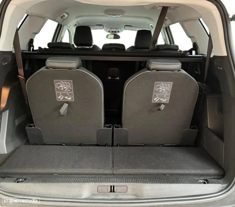 Peugeot 5008 1.2 PureTech Allure EAT8 - 16