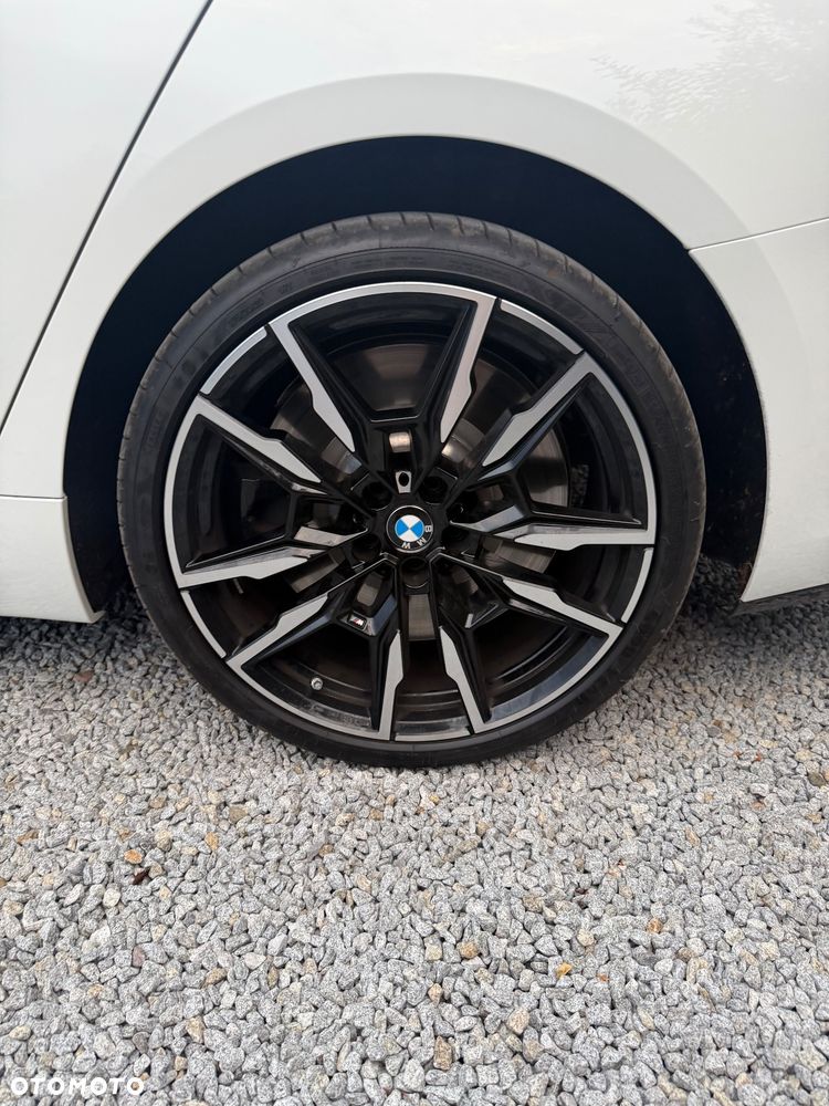 BMW Seria 8 - 9