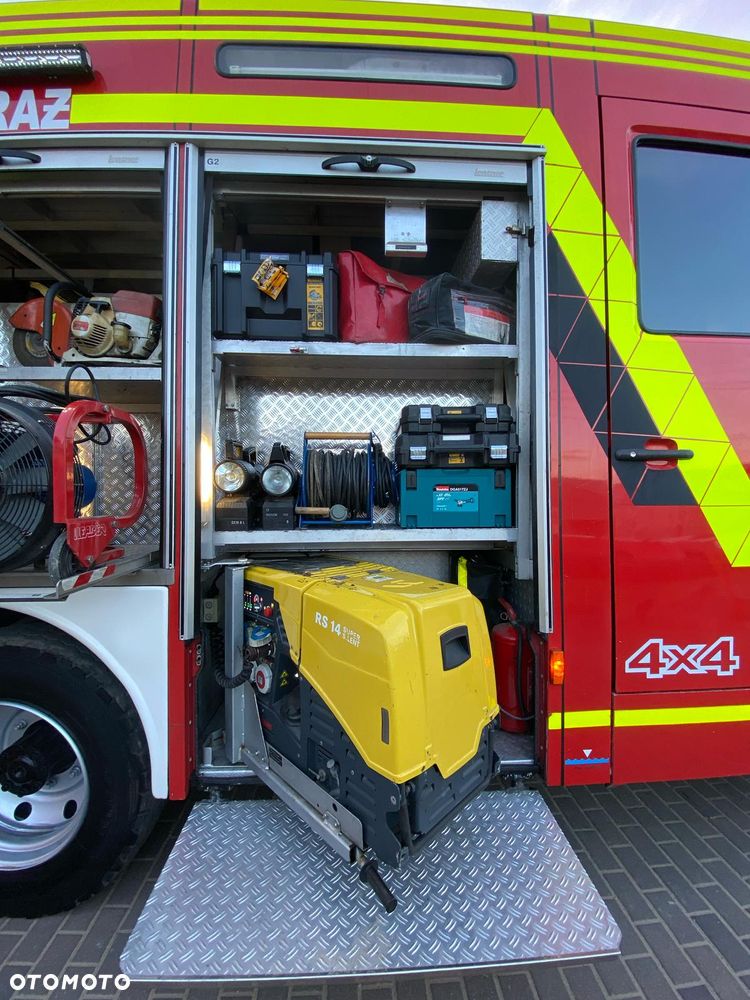 Mercedes-Benz Straż pożarna pojazd pożarniczy MERCEDES ATEGO 4x4 GBA średni terenowy uterenowiony blokady mosty reduktor maszt oświetleniowy - 21
