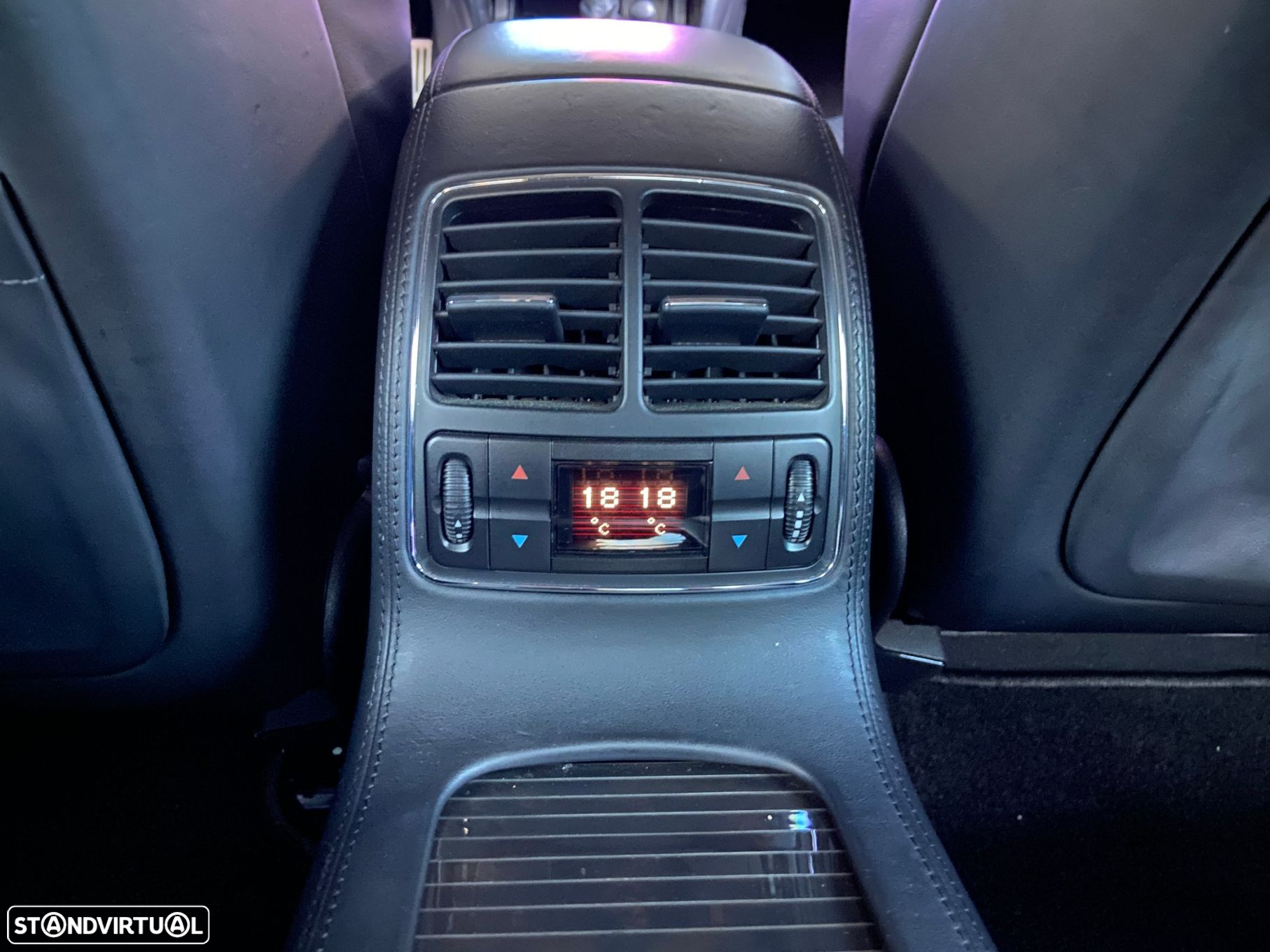 Mercedes-Benz CLS 63 AMG 7G-TRONIC - 25