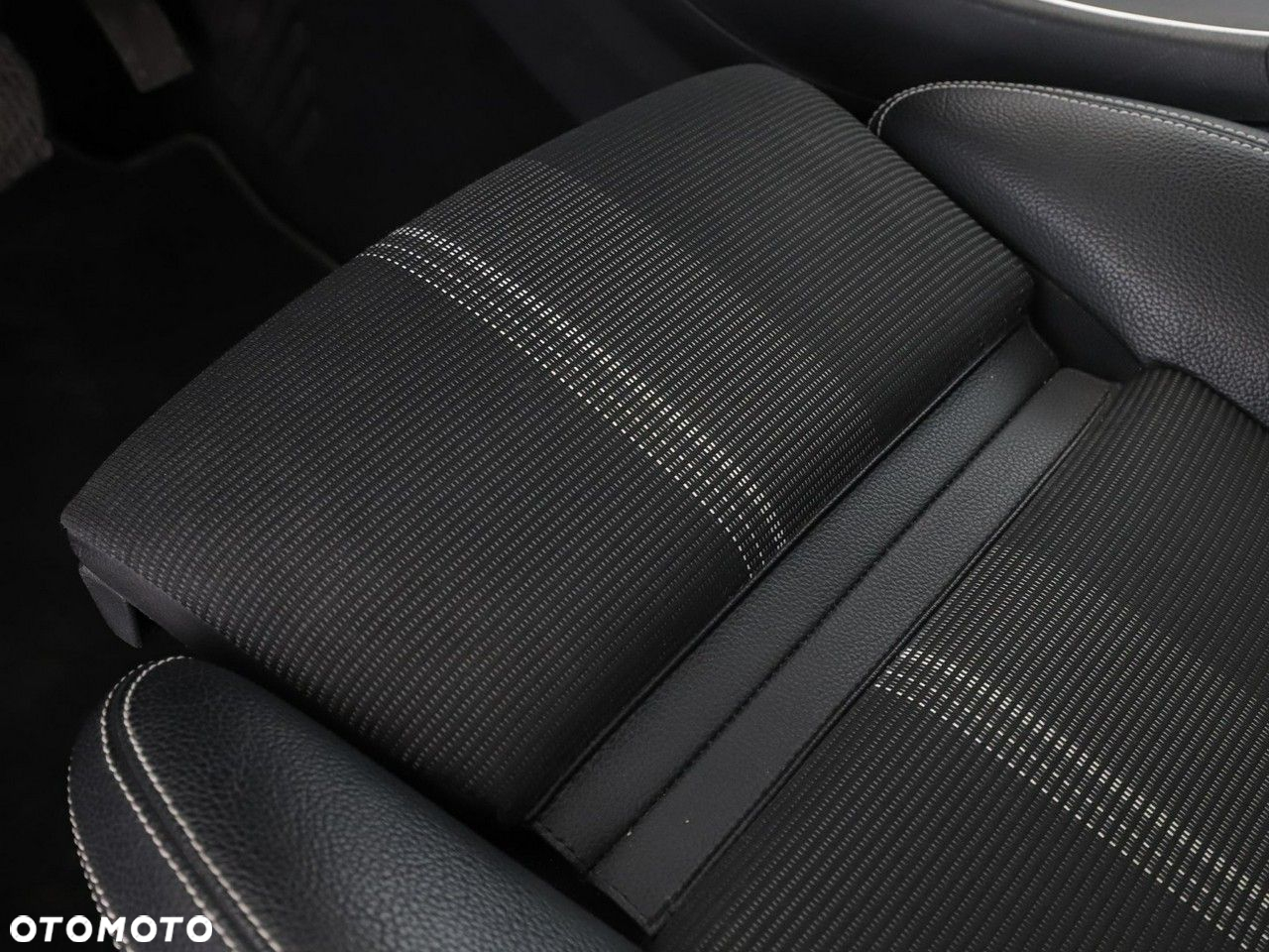 Mercedes-Benz GLA 220 4-Matic Style - 35
