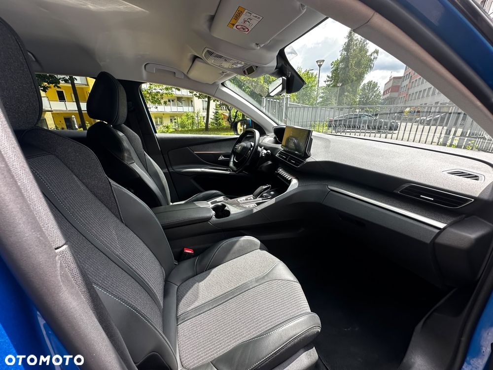 Peugeot 3008 1.6 PureTech Hybrid PHEV Allure Pack S&S EAT8 - 21