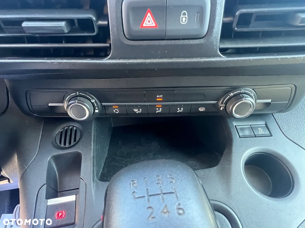 Peugeot Partner - 24