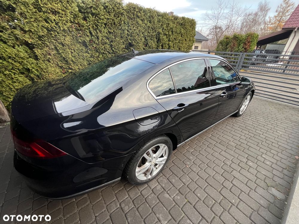 Volkswagen Passat - 6