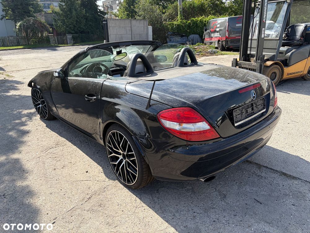 Mercedes-Benz SLK 350 Sport Edition - 6