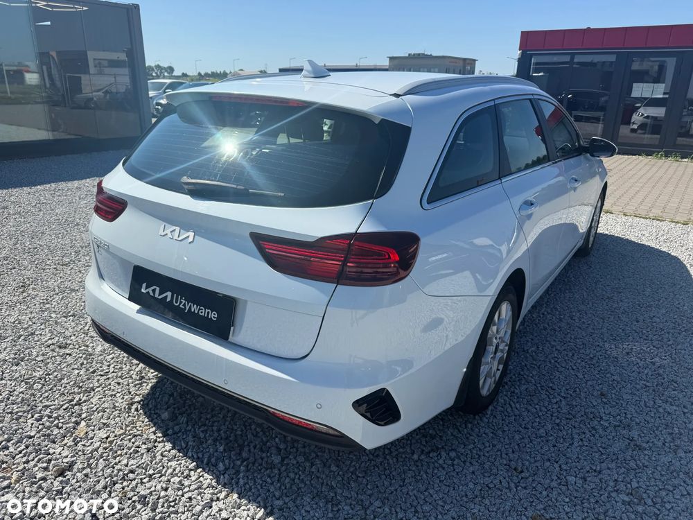 Kia Ceed 1.5 T-GDI M - 5