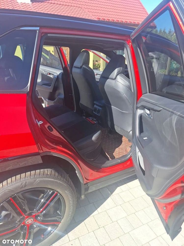 Toyota RAV4 - 13