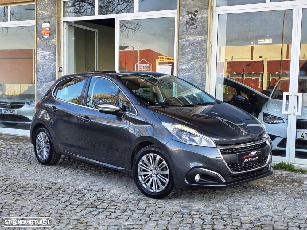 Peugeot 208 1.2 PureTech Allure EAT6 - 11