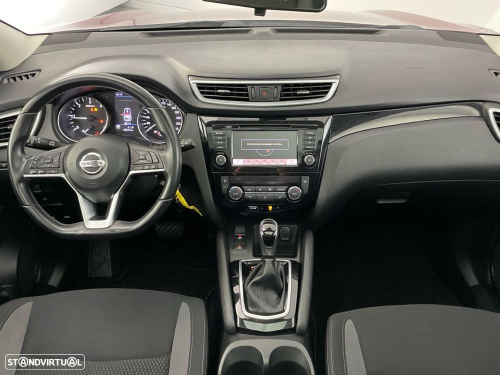Nissan Qashqai 1.5 dCi N-Connecta DCT - 9