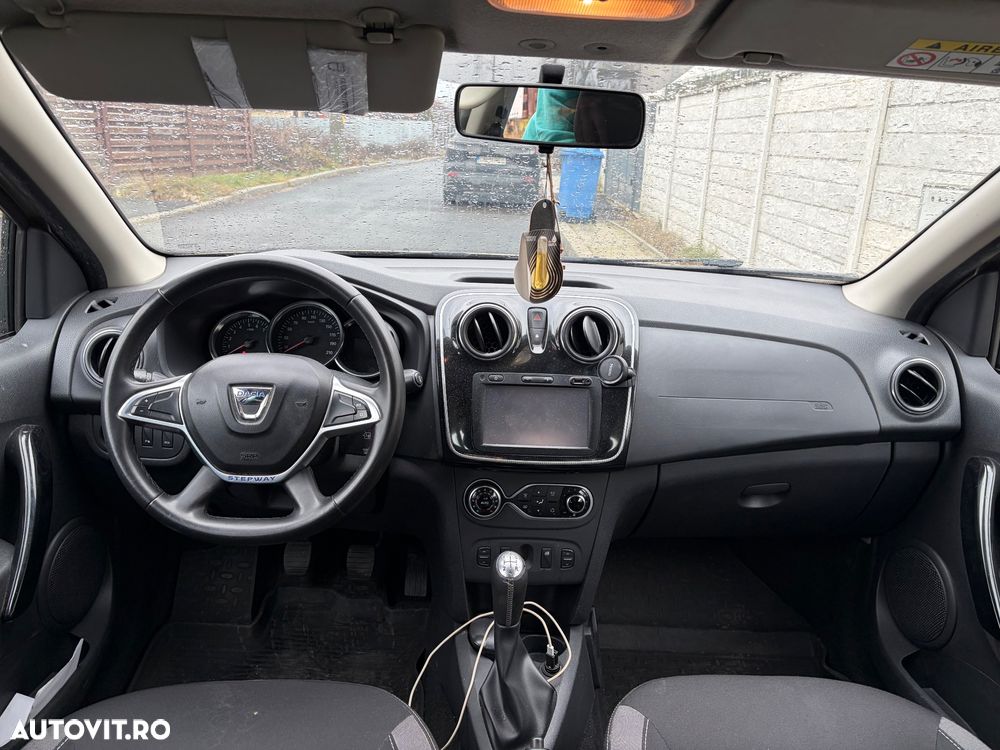 Dacia Sandero Stepway 0.9 TCe - 8