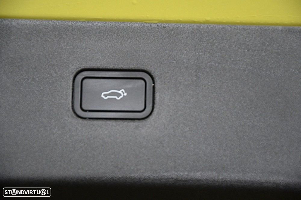 Volvo EX30 69 kWh Single Motor Extended Range Ultra - 9