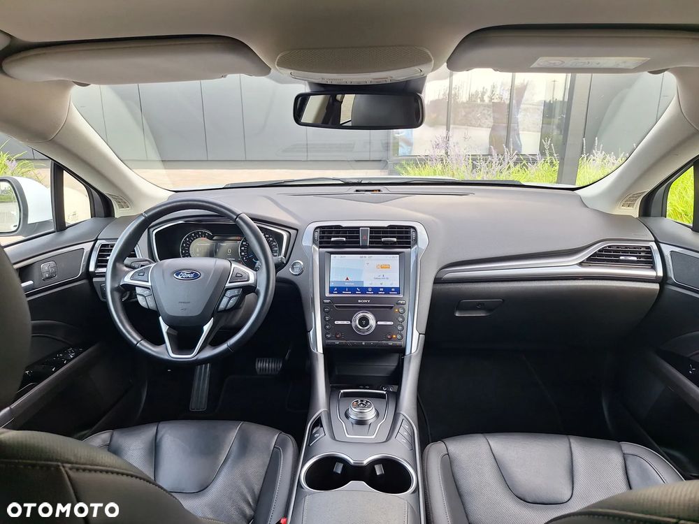 Ford Mondeo 2.0 EcoBlue Titanium - 40