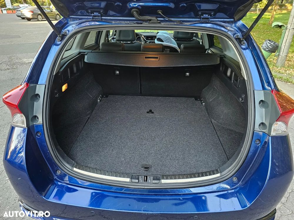 Toyota Auris - 29