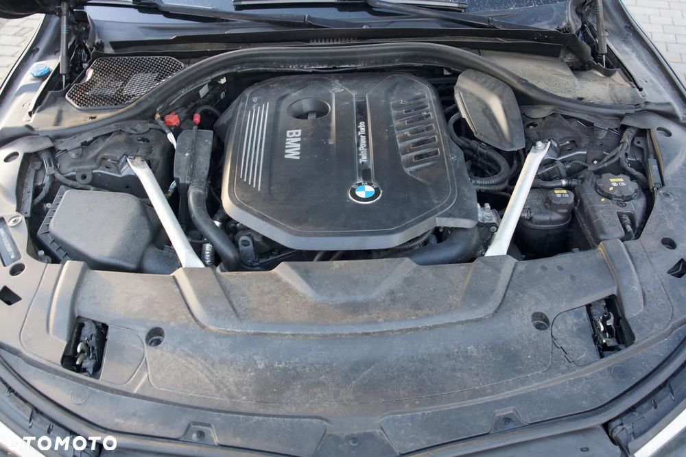 BMW Seria 7 740Li xDrive - 40