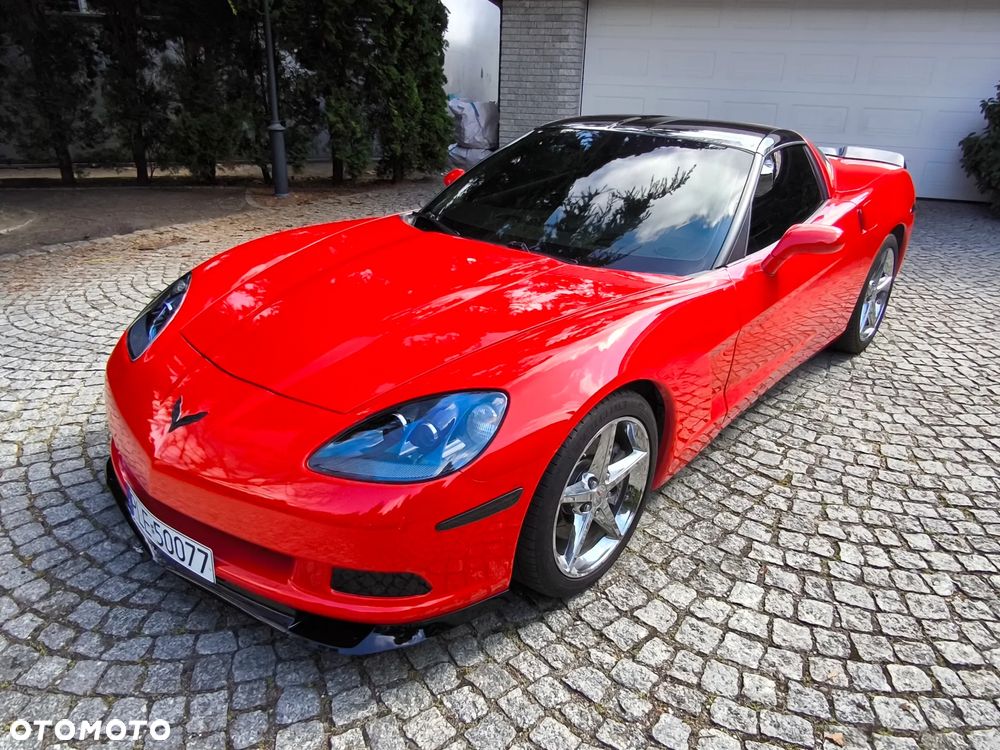 Chevrolet Corvette - 19
