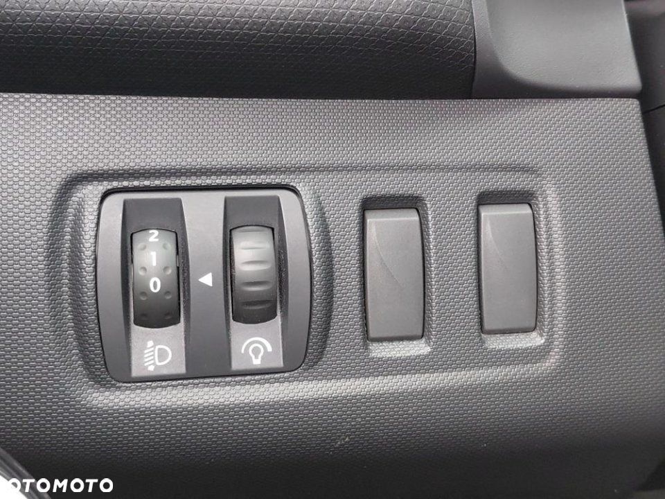 Renault Clio - 17