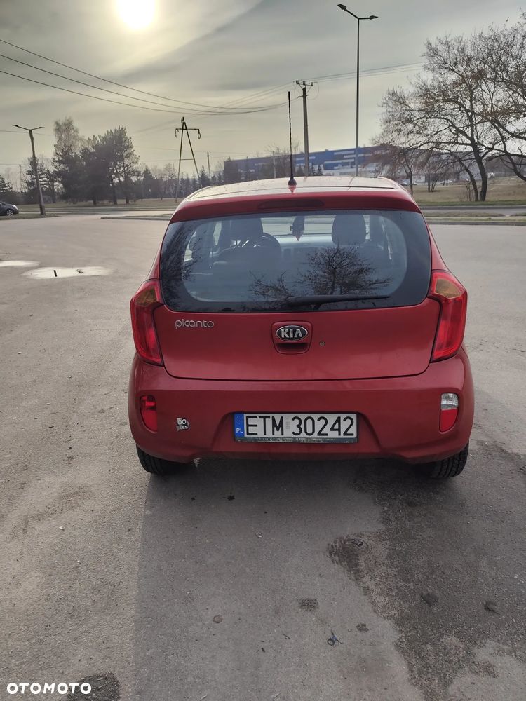 Kia Picanto 1.0 L - 4