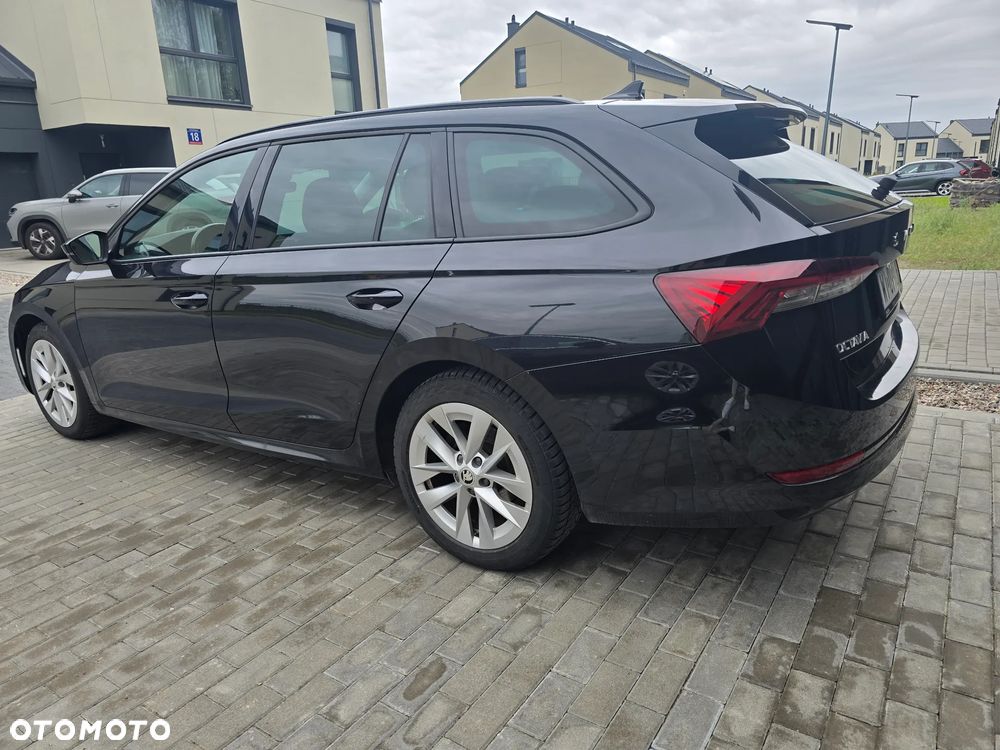 Skoda Octavia 1.5 TSI e-Tec Ambition DSG - 2