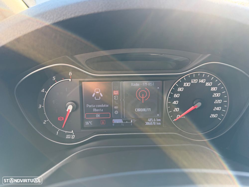 Ford S-Max 2.0 TDCi Titanium 7L - 10