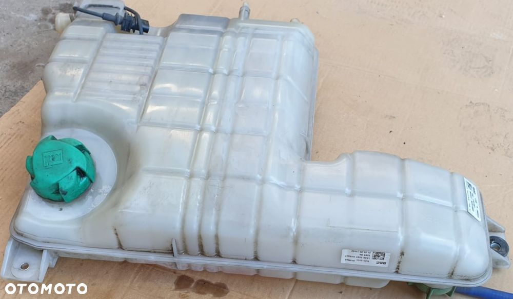 ZBIORNICZEK ZBIORNIK WYRÓWNAWCZY WODY DAF XF XG XG+ 2161881  615003 - 1