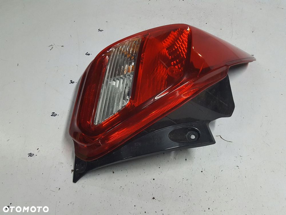 SUZUKI SWIFT MK8 17r- LAMPA LEWA TYŁ TYLNA - 4