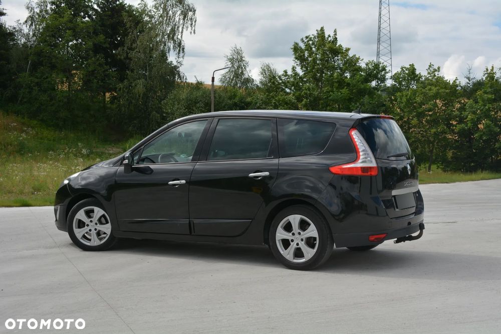 Renault Scenic - 10
