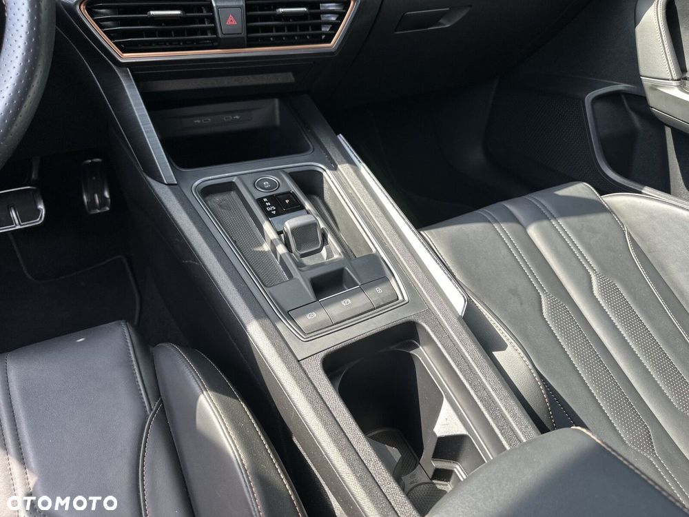 Cupra Formentor 2.5 TSI 4Drive VZ5 DSG - 32