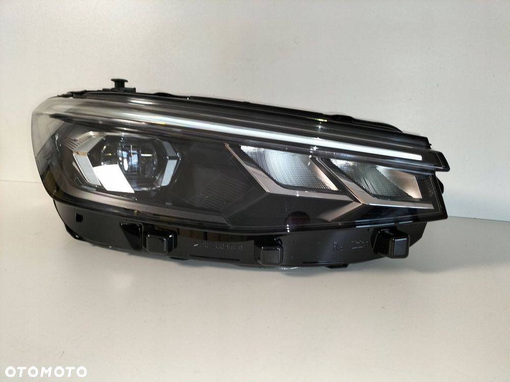 lampa przednia reflektor prawa vw passat b9 24- full led - 2